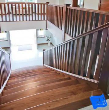 curved tread example